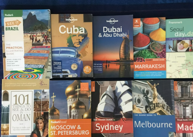 10 Travel Guide Books