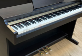 Yamaha Arius YDP-162R Digital Piano