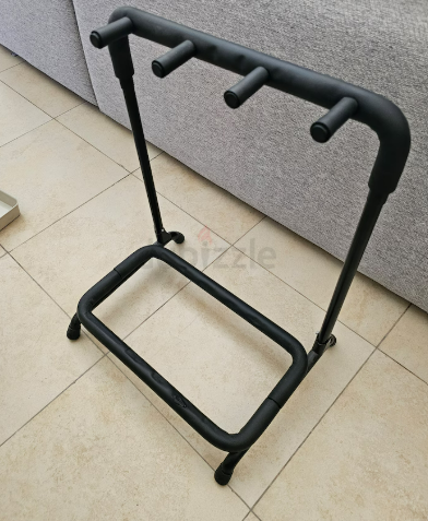 3 Guitar stand