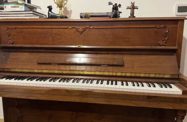 Samick upright piano imperial German scale