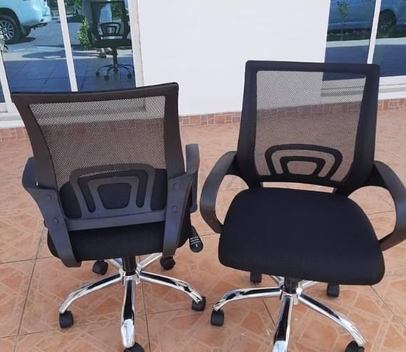 Brand new office chair available