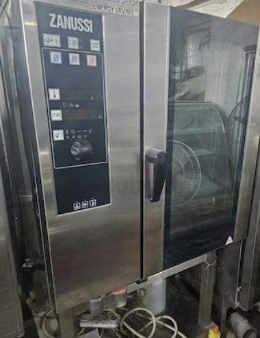 SELLING RESTAURANT AND BAKERY EQUIPMENT