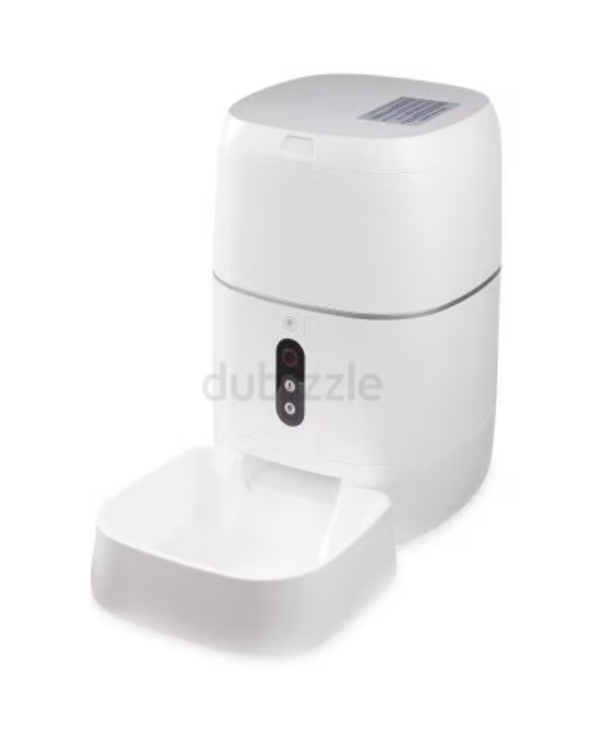 Balco smart pet feeder with camera