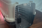 Pet airline carrier