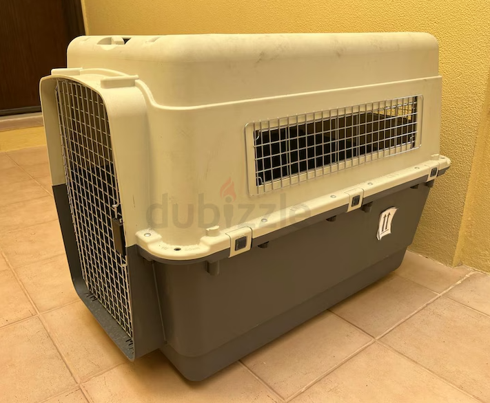 Dog crate IATA approved