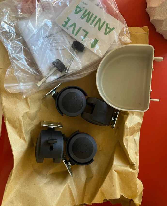 Dog crate IATA approved