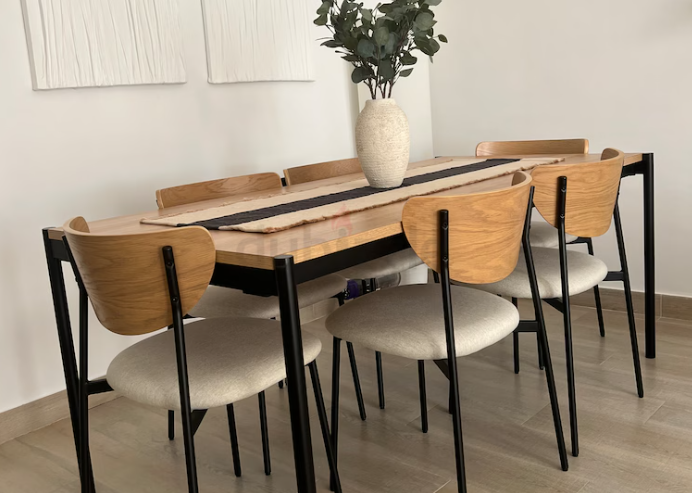 Full dining table set