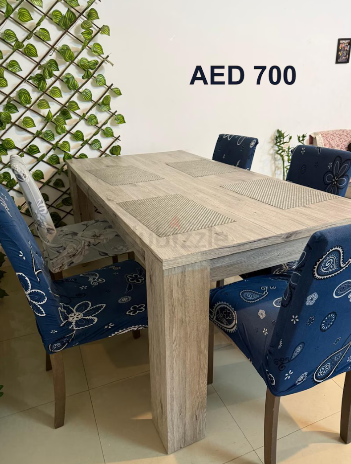 6 seater Dining Table with 5 chairs