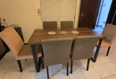 Excellent quality 6 seater dining table from United Furniture