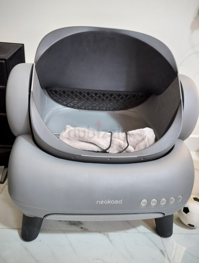 Automatic cat litter box