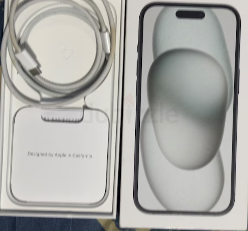 iPhone 15 (128 GB) 10 months warranty remaining