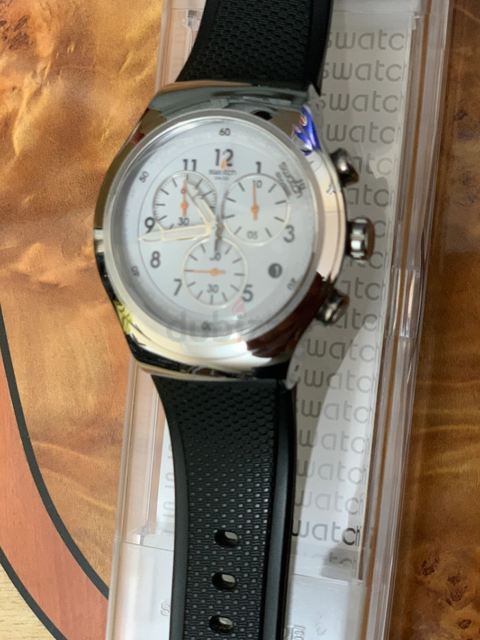 ساعة سواتش جديدة لم تستخدم موديل نادر جدا موديل YOS451