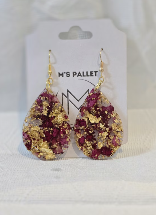 Stuufed with transparency