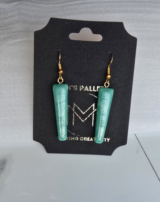 Stylish earrings