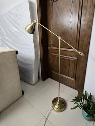 Floor lamp