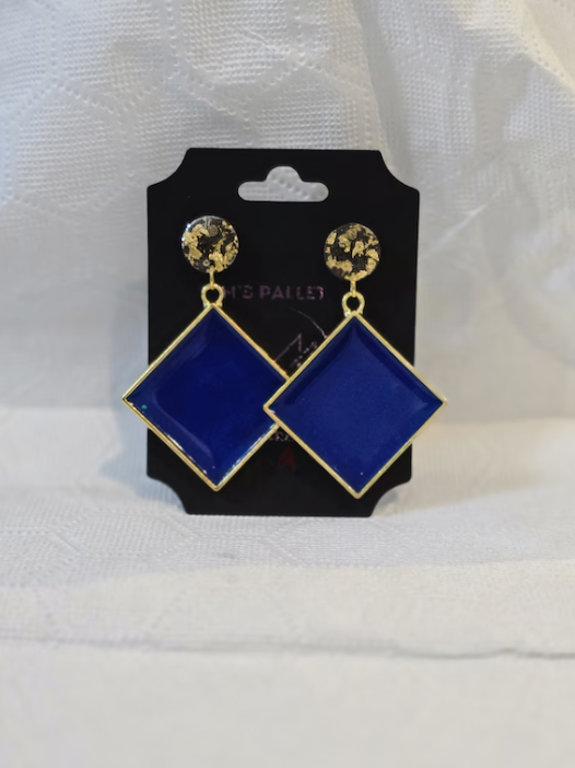 Metalic resin earrings
