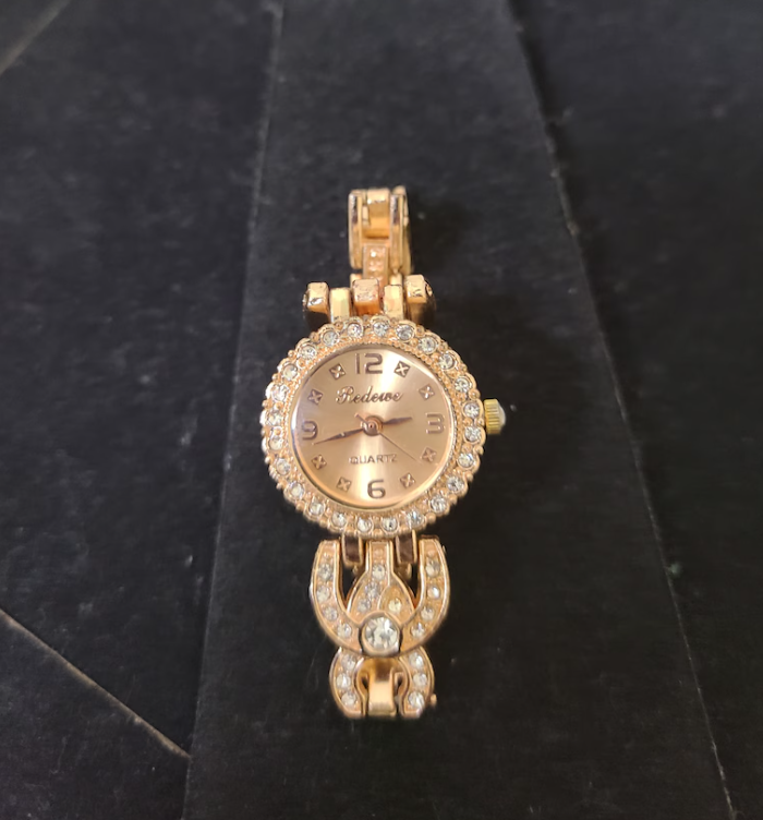 Redewe branded Womens watch