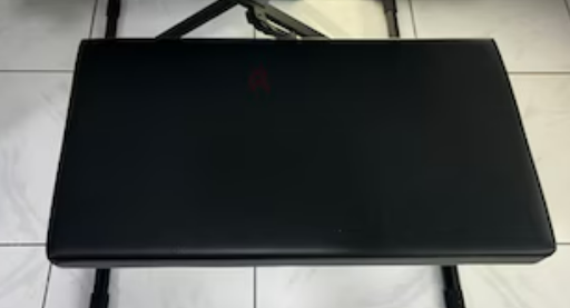 Like new Thomsun keyboard/piano stand and Bench