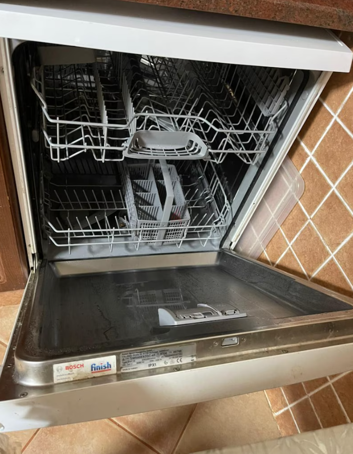 Bosch 2 Racks Series 4 free-standing dishwasher 60 cm WHITE FREE DELIVERY +WARRANTY