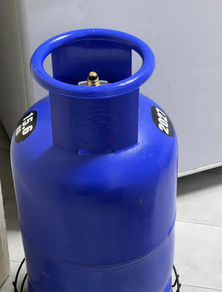 Adnoc gas cylinder, FREE DELIVERY, with optional refill or regulator, for added value