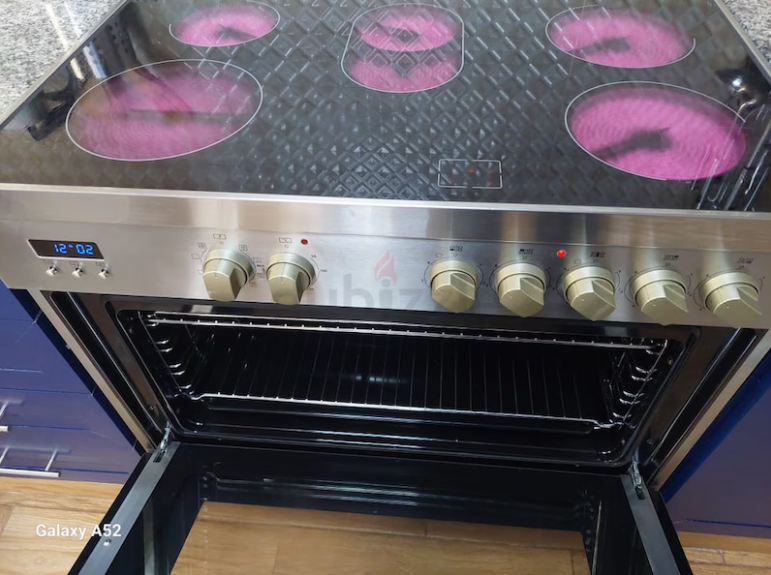 MIDEA 5 Hob Stainless steel Cooker Range VSV96048 Silver