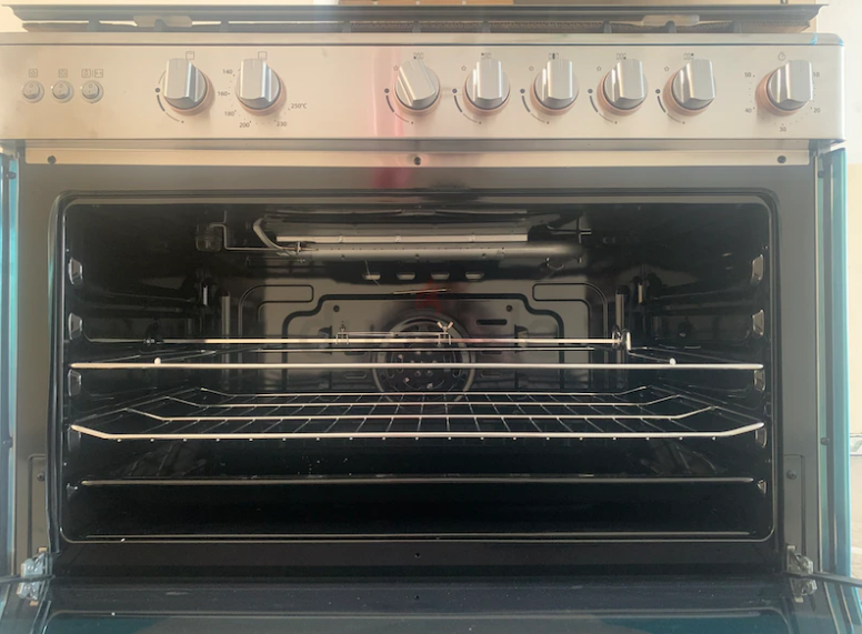 Brand New Toshiba 5 Burner Cooking Range Heavy Duty Cast Iron