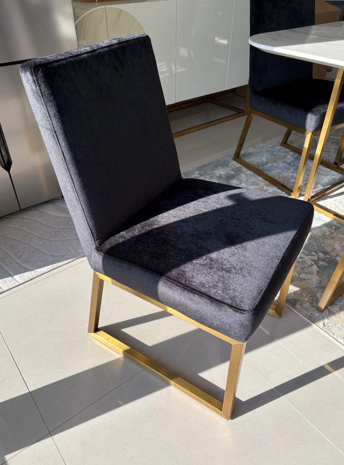 Marble Table 8 seats