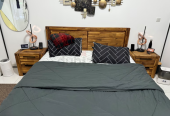 United Furniture King Size Bed Set