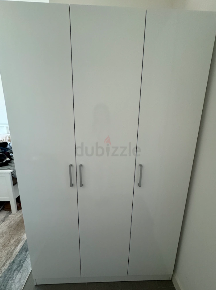 Wardrobe (Home Centre)