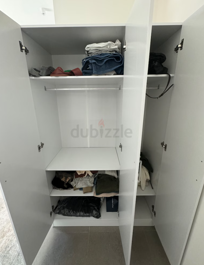 Wardrobe (Home Centre)