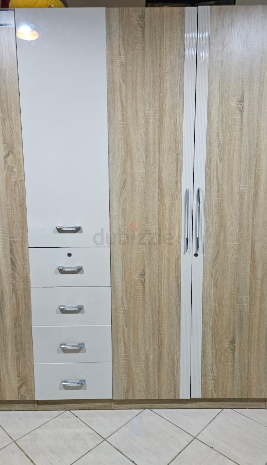 King size bed with wardrobes full set home center