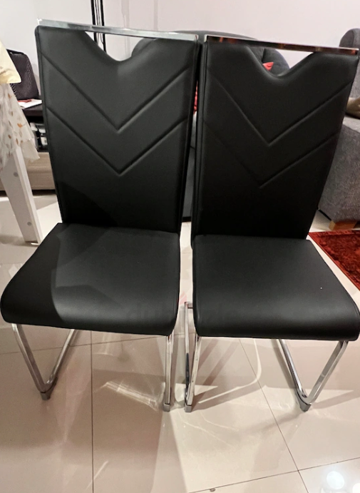 Set of 6 dining chairs from Home Center