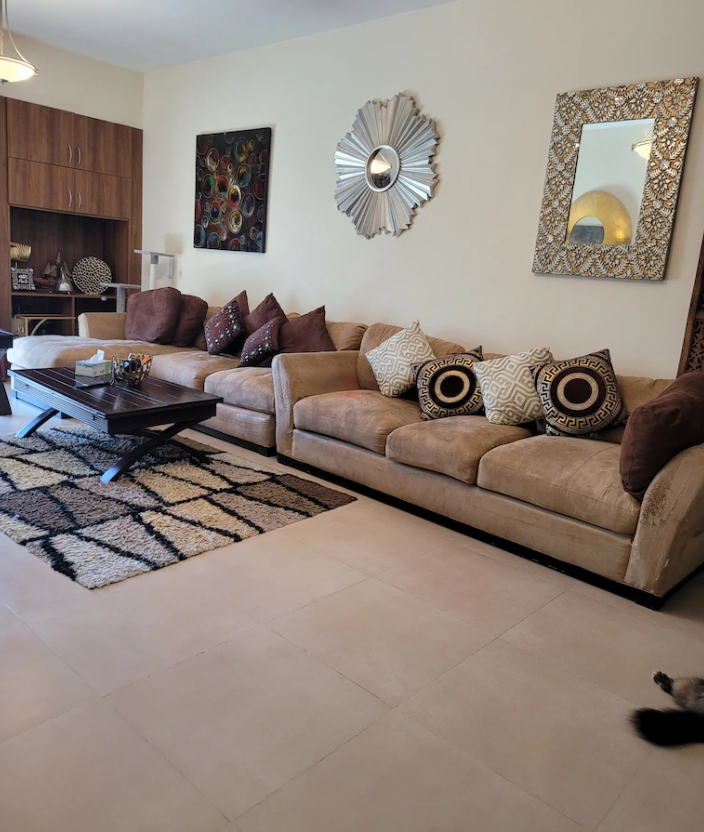 Sofa Set 6 Seaters from Home Center in Abu Dhabi