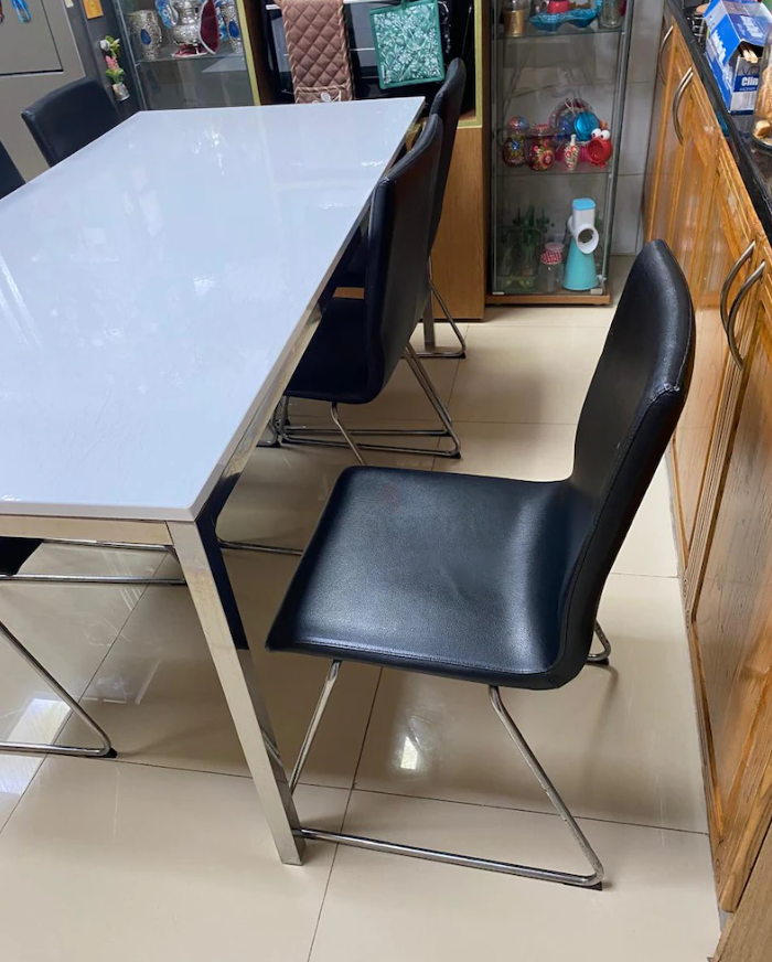 Kitchen Dinning Table – 8 seater