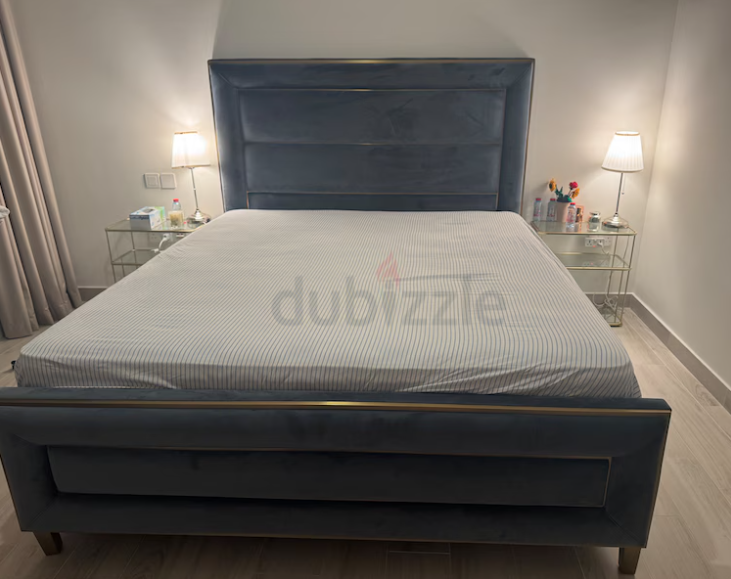 Bed – size 180*200