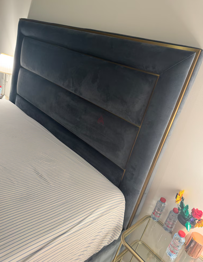 Bed – size 180*200