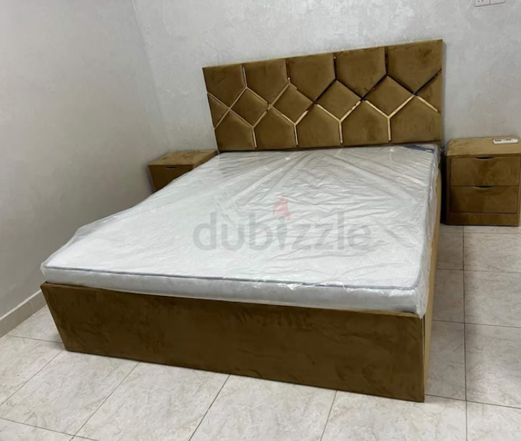 Queen size family Bed With Medical Mattress Solid Fabric Bed Good Quality Selling King size