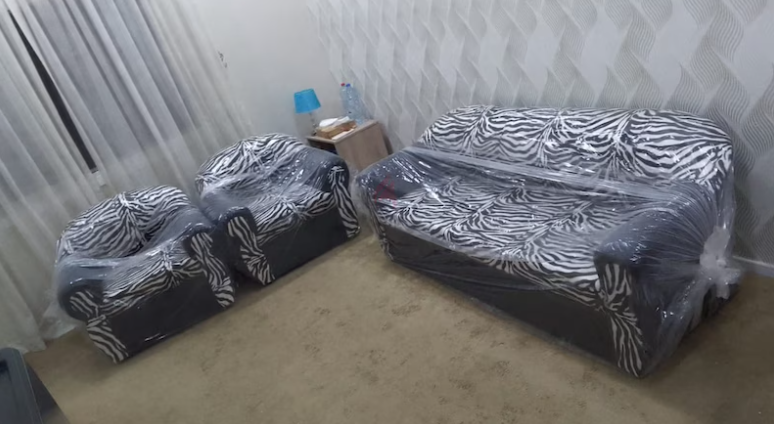 SOFA BRAND NEW 3+1+1