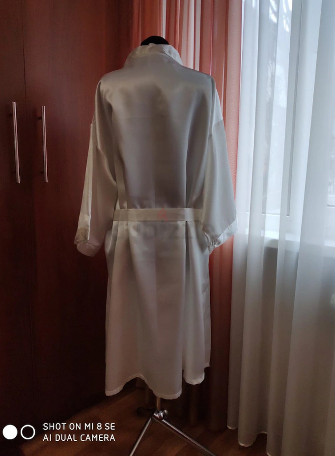 Womens robe