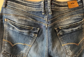 Womens jeans