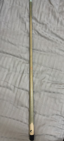 Vikings Cue with free joint protector and extension