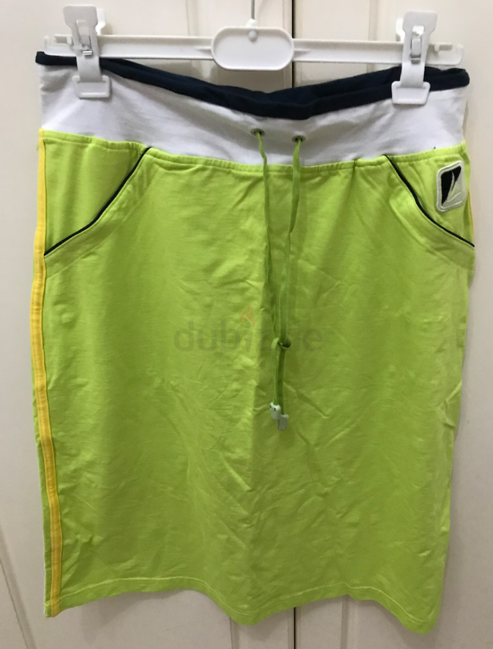 سيت نسائي گاجوال يتكون من قطعتين