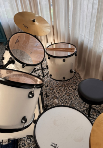 Olympic by Premier White Acoustic Drum Kit 5 Pc