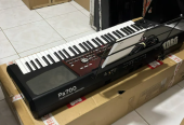للبيع korg pa700 اخو الجديد مع كامل ملحقاتو وهدية سيت شامل