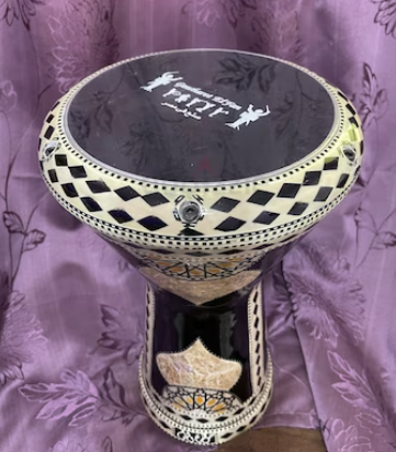 طبلة صدف صوت احترافي جديدة مع الشنطة مبطنة يوجد توصيل داخل الامارات