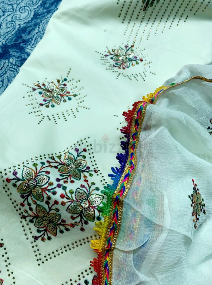 Shalwar kameez embroidered