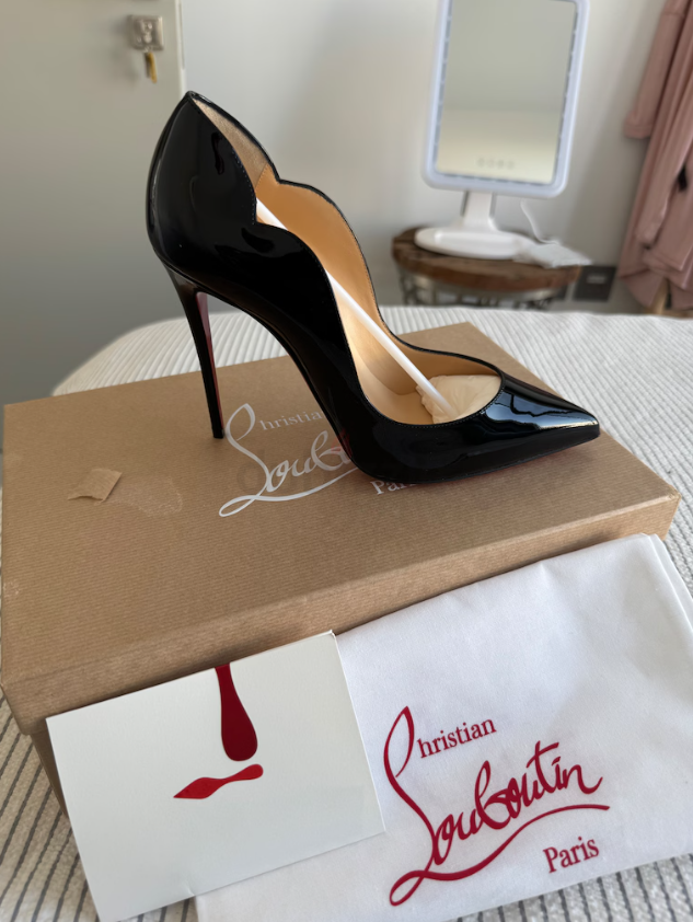 Christian Louboutin shoes size 39