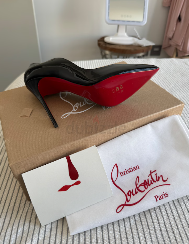 Christian Louboutin shoes size 39