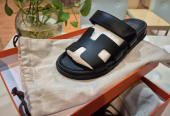 BRAND NEW HERMES SANDAL SIZE 39-39.5-40-40.5 !!