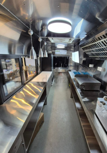 Brand new 5 meter Food truck Fully equipped